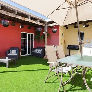 Blanca Tenerife - Private - Terrace And Bbq, 5 Minutes From The And Airport Séjour chez l'habitant