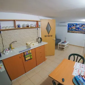 https://private-place-near-carmel-center.gethaifahotels.com